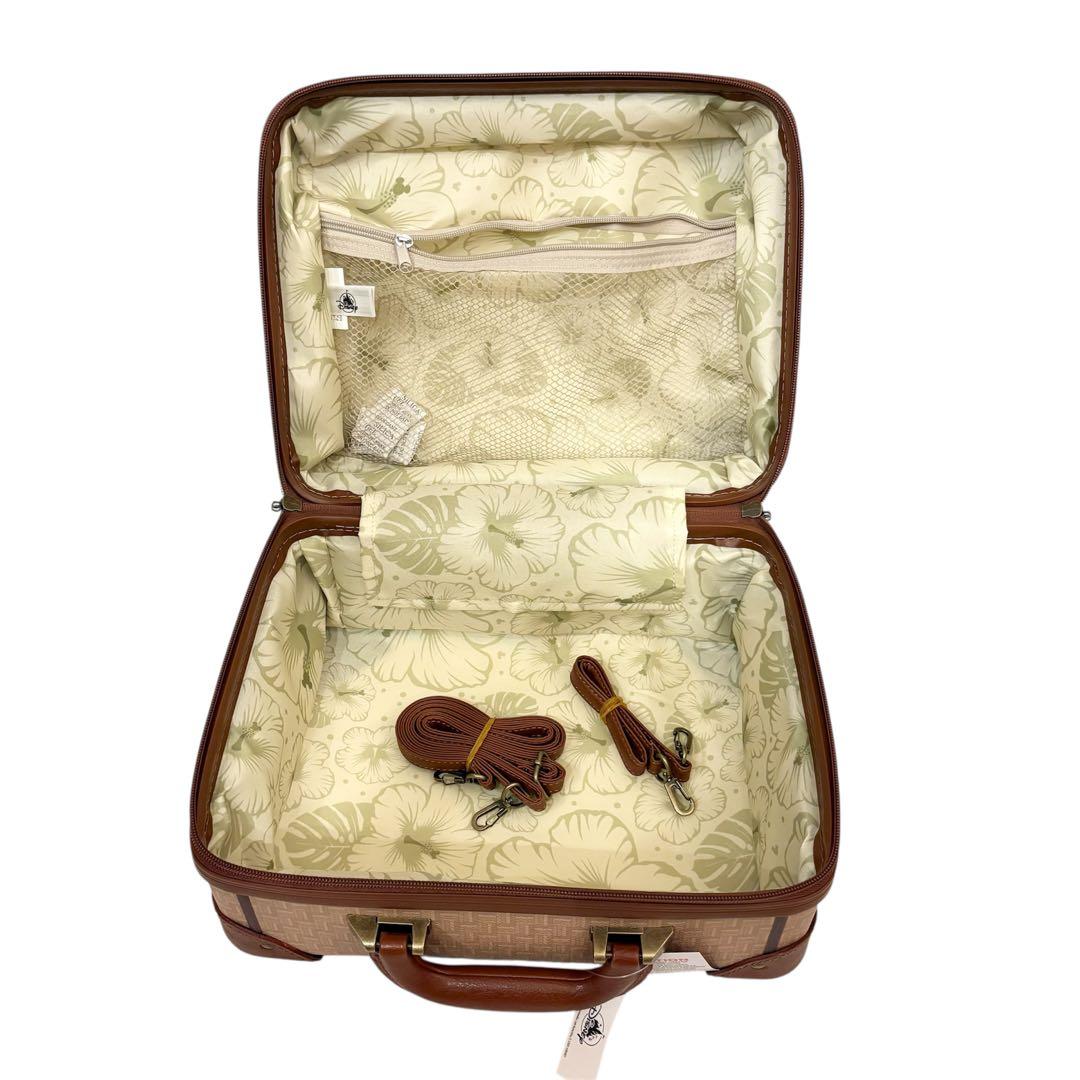 アウラニ　ディズニー　ハワイ　トランク　タグ付き新品