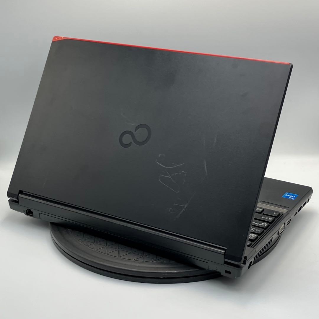 090 富士通 A5512/J i5-1245U win11 office