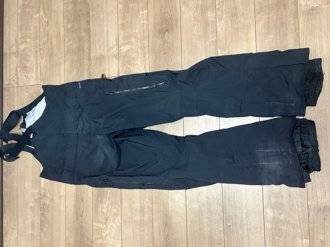 BURTON [ak] 3L GORE-TEX スノーボードビブパンツ