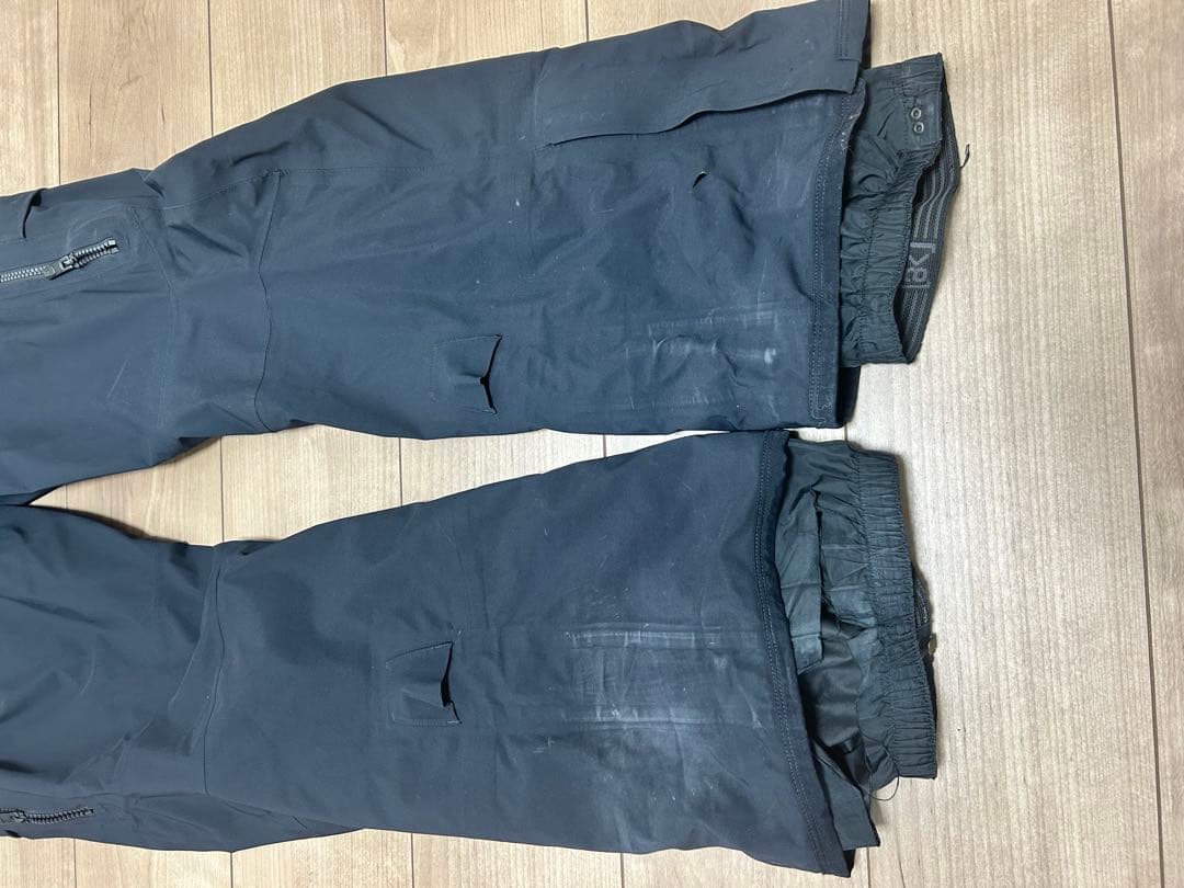 BURTON [ak] 3L GORE-TEX スノーボードビブパンツ