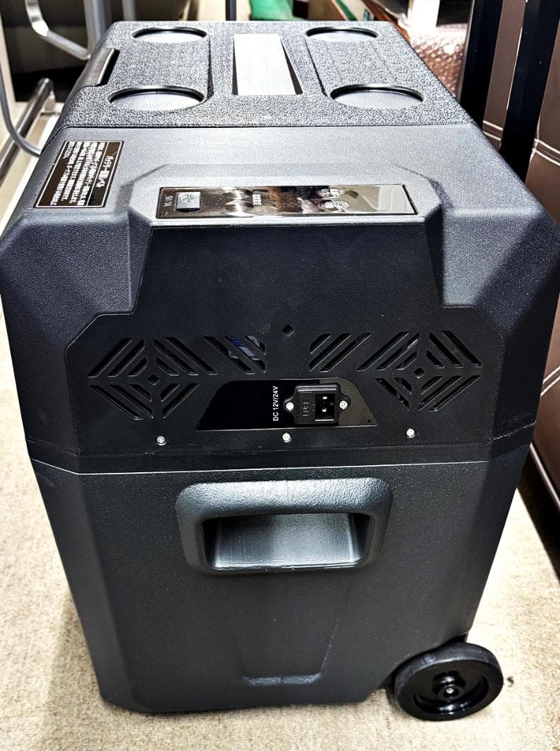 美品　アイリスオーヤマ　ポータブル冷蔵冷凍庫 IPD-4A 40L 2023年製