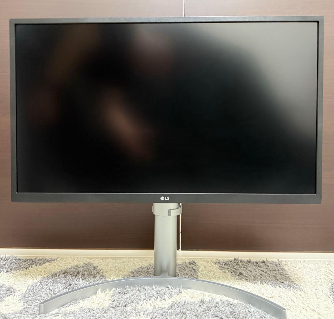 ディスプレイ・モニター本体 27UL550-W