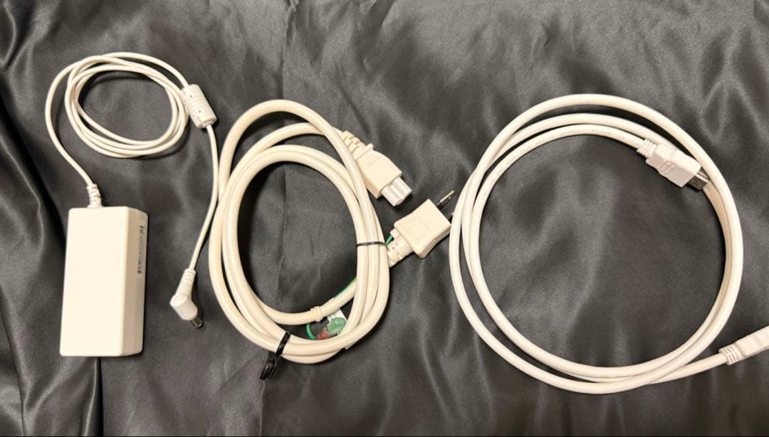 ディスプレイ・モニター本体 27UL550-W