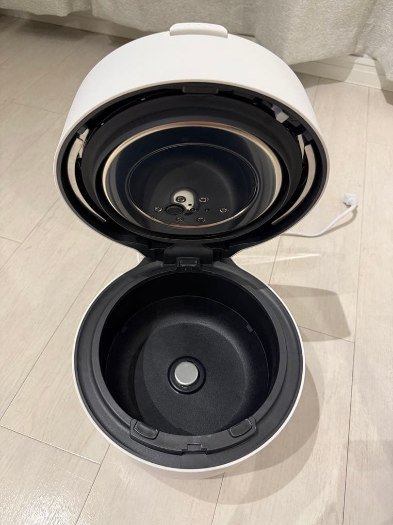 Panasonic 炊飯器 SR-R10A 2023年製