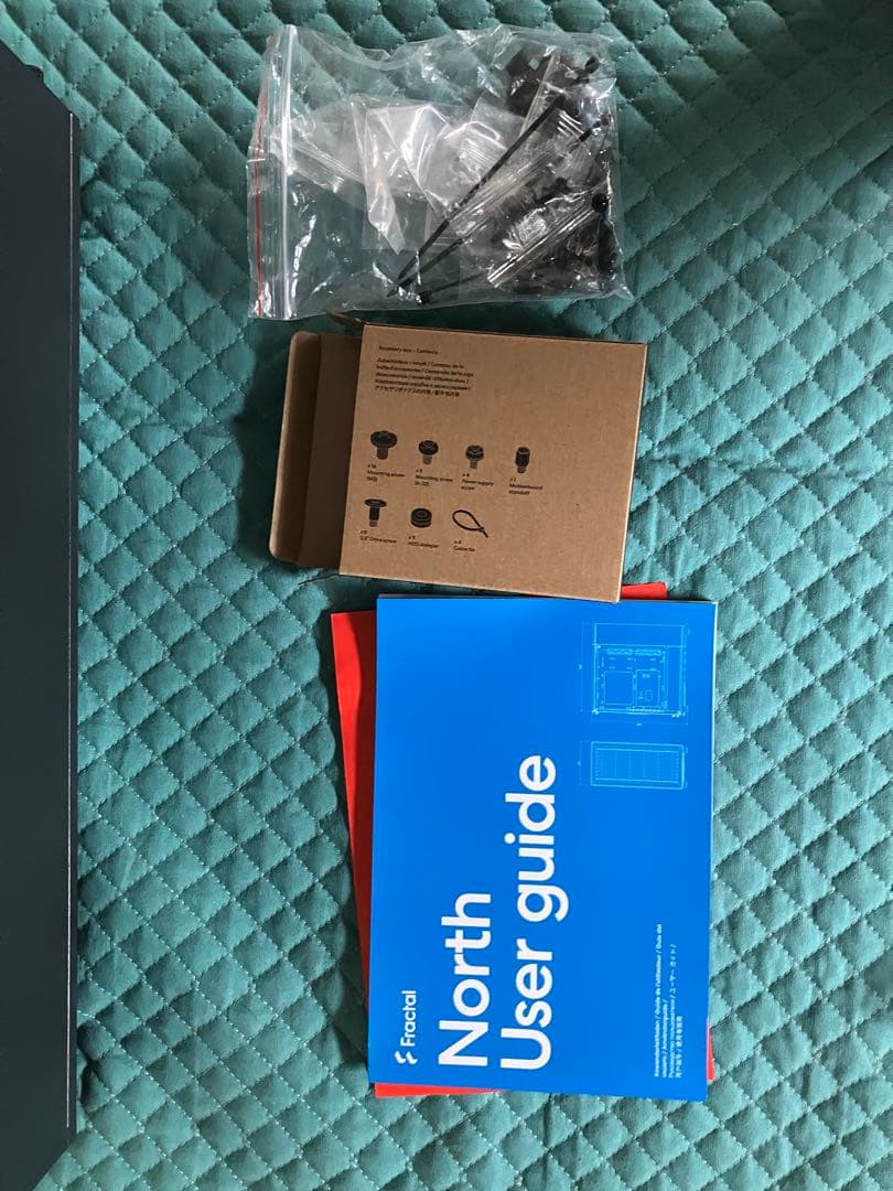 k*t様 Fractal Design｜North Black TG Dark