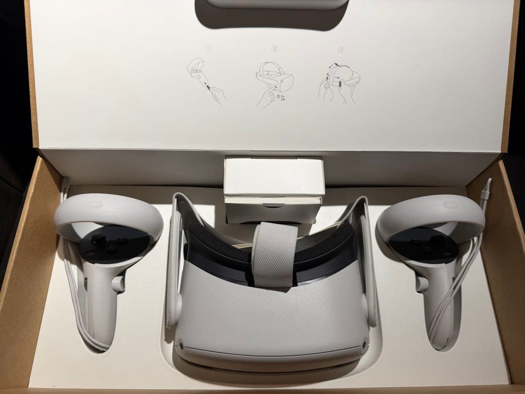  Quest 2 VRヘッドセット 本体とコントローラー