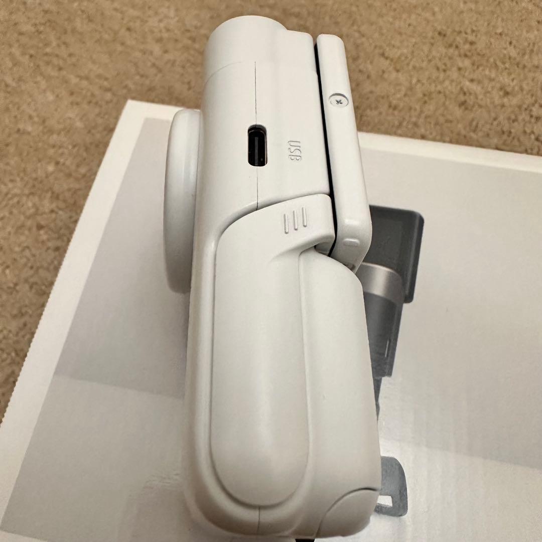 【美品】Canon (キヤノン) PowerShot V10 ホワイト