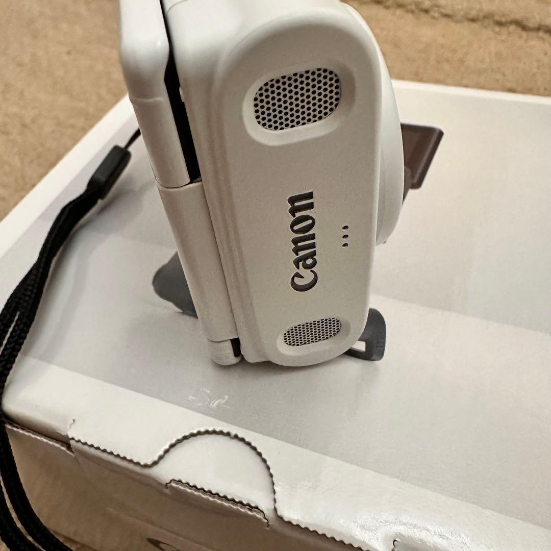 【美品】Canon (キヤノン) PowerShot V10 ホワイト