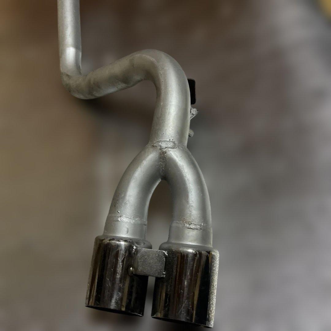 美品ダイハツ　ソニカに装着していたセンター出しマフラー