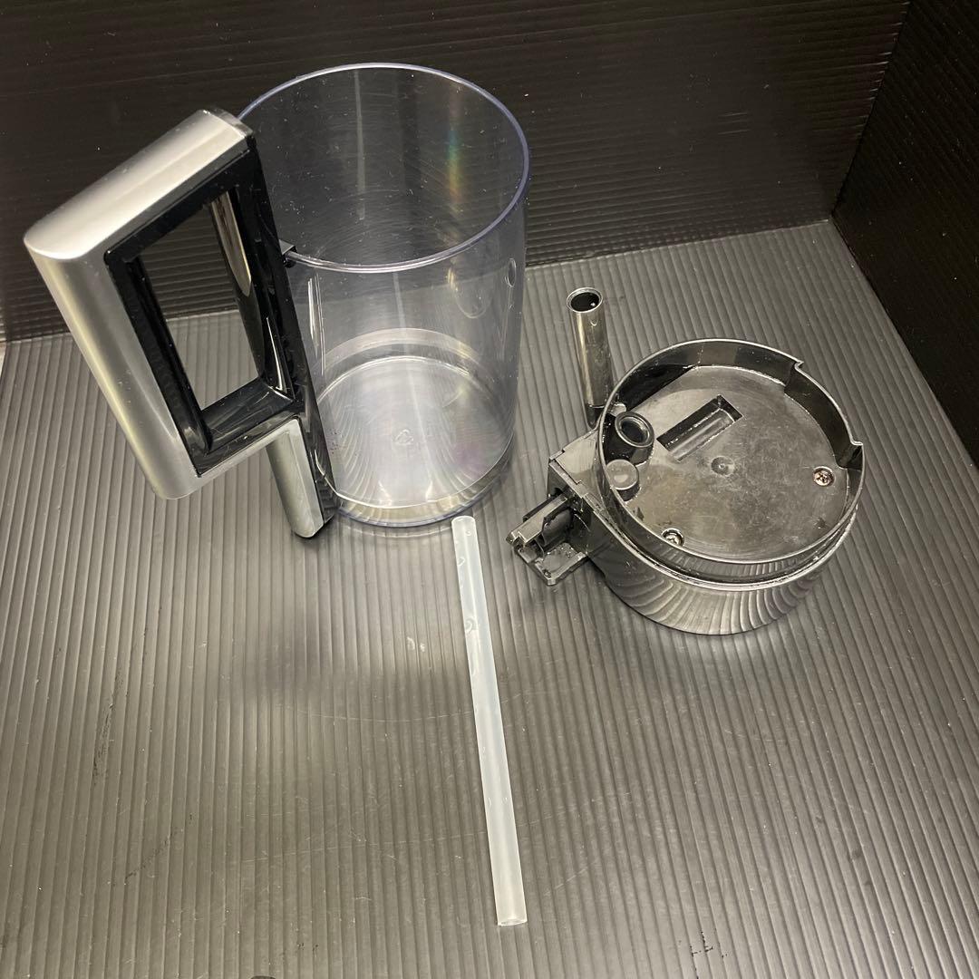 k*a様 デロンギ エスプレッソマシン ペルフェクタ カプチーノ ESAM550