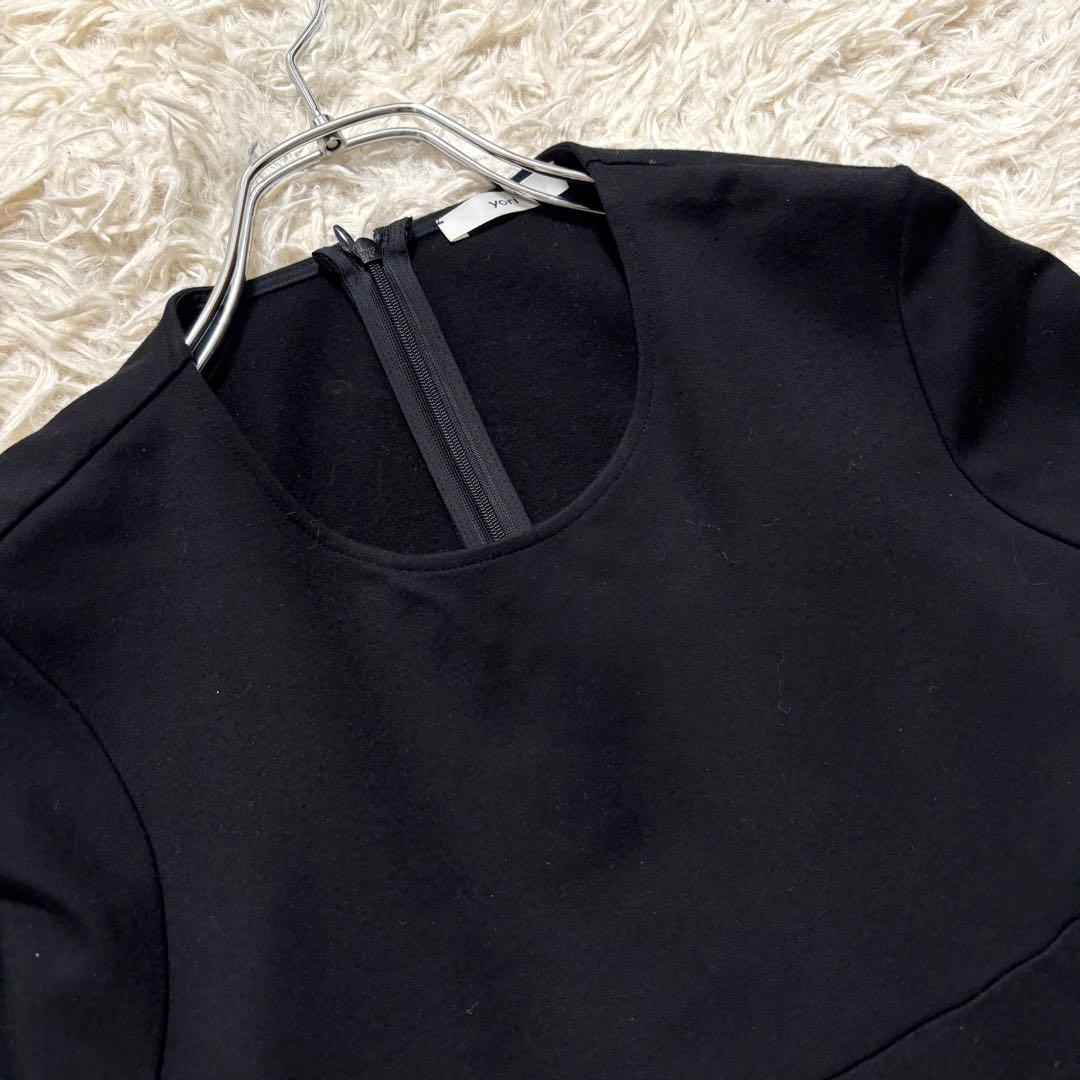 ✨美品✨ yori ヨリ　ぬくぬくヘムフリルブラウス　ティアード　黒　サイズF