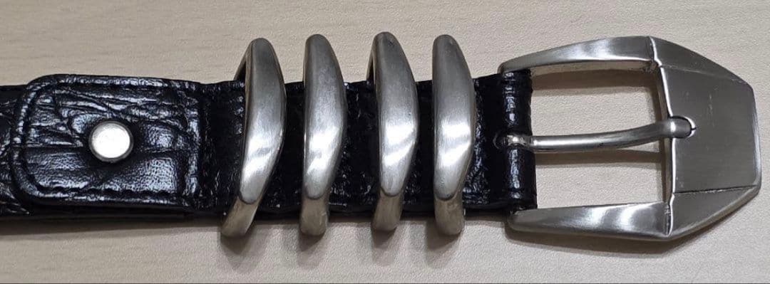 VERSACE ヴェルサーチ ４連本革ベルト