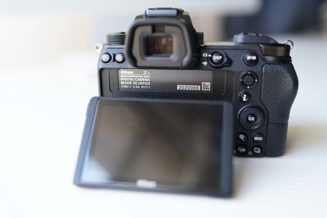 Nikon ニコン Z6 ボディ