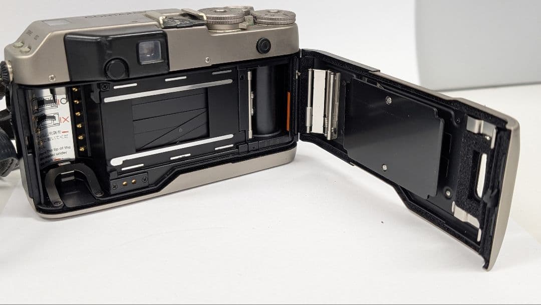 CONTAX G1 フィルムカメラ シルバー　レンズ付き