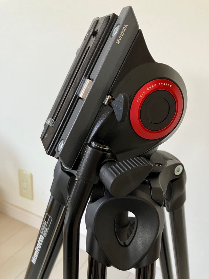 マンフロットビデオ三脚MVT502AM + 雲台 MVH500A