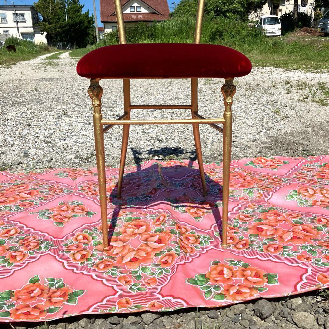 アンティーク クイーンの椅子 金の椅子 シンプル インテリア 装飾 希少