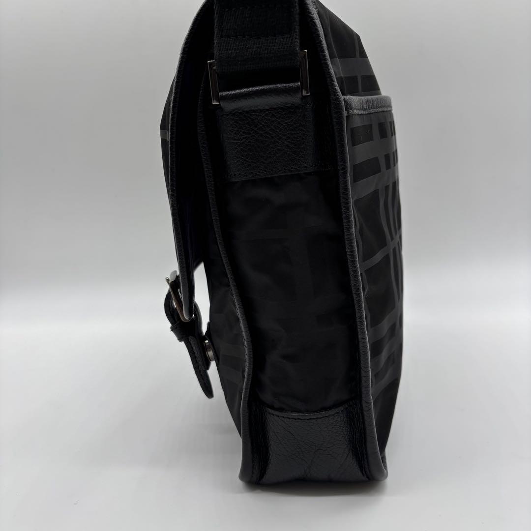 ✨極美品✨ バーバリー ブラックレーベル メッセンジャー ショルダー バッグ 黒