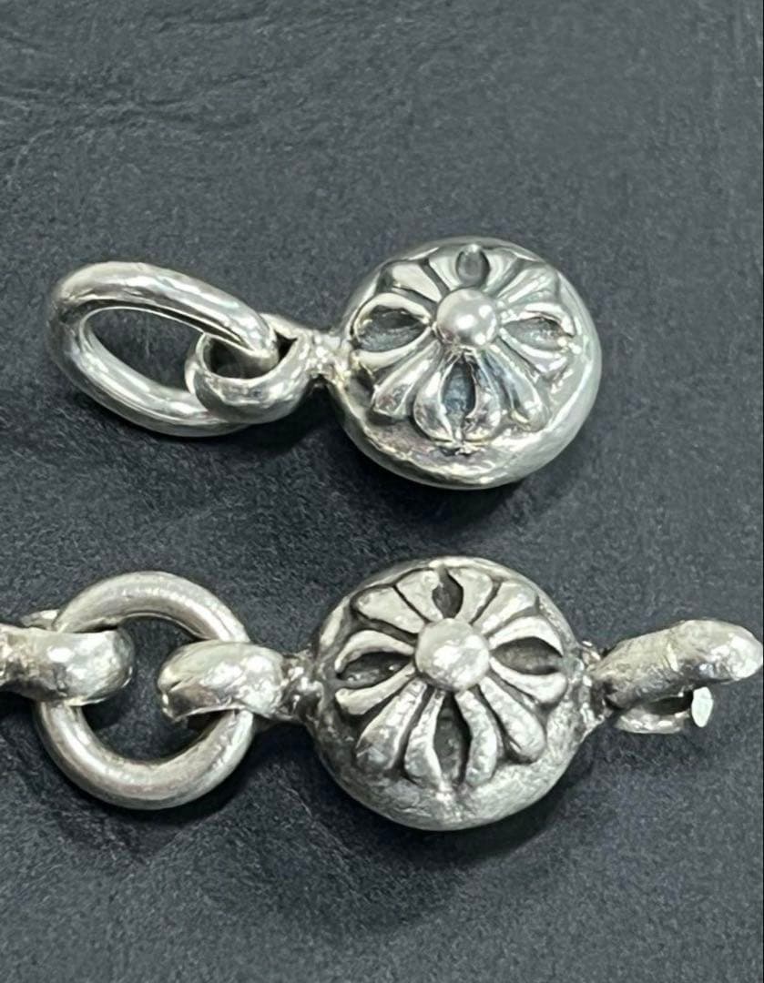 美品　クロムハーツ クロスボールチャーム