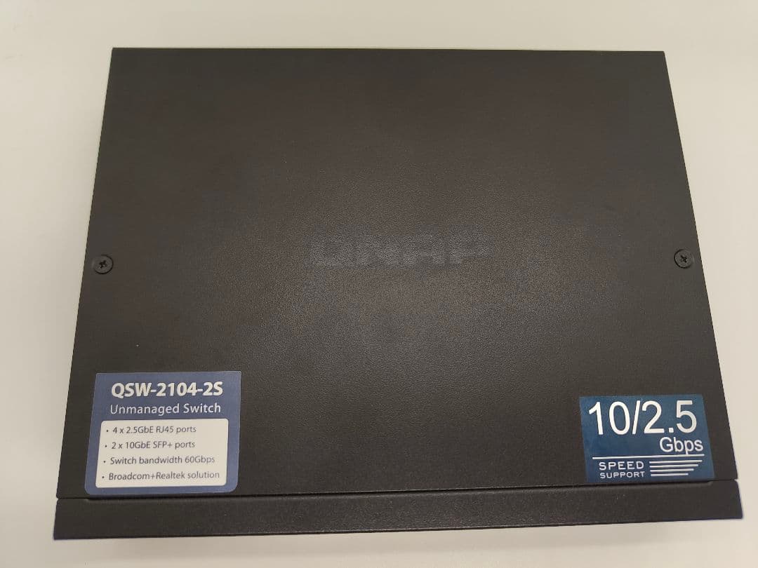 QNAP 10G/2.5G LANハブ QSW-2104-2S SFP+RJ45
