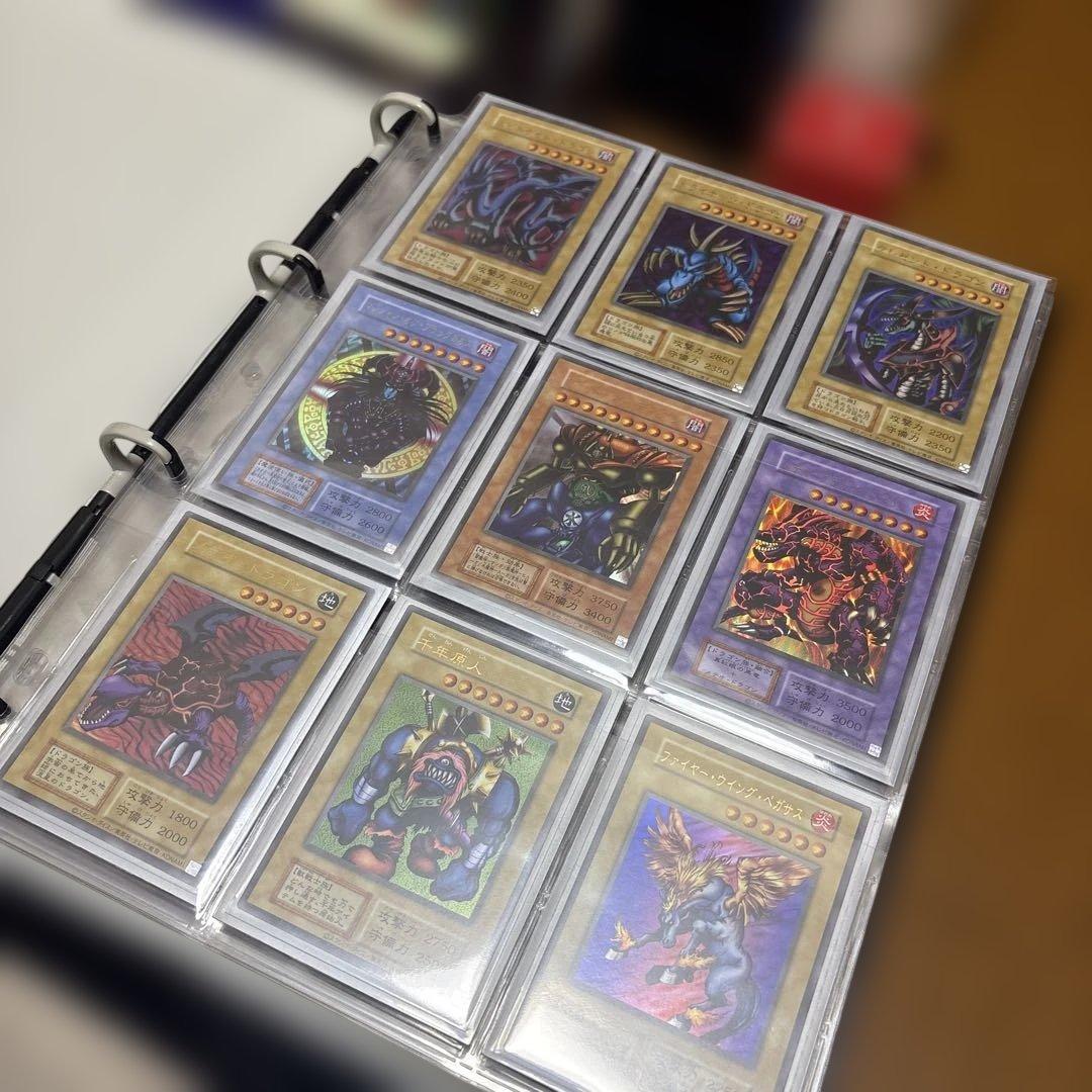 つ*た様 【遊戯王引退品】青眼の白龍　ブラックマジシャン　三幻神他　新レリコレク