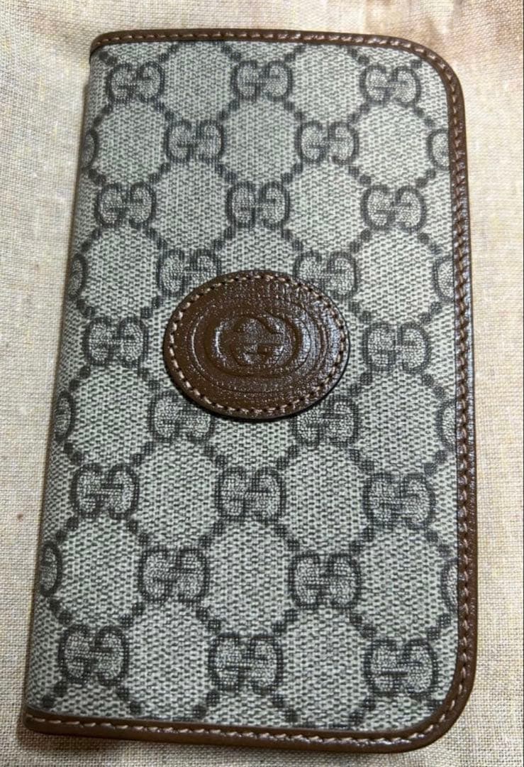 【新品・未使用】GUCCI iPhone ケース14・15