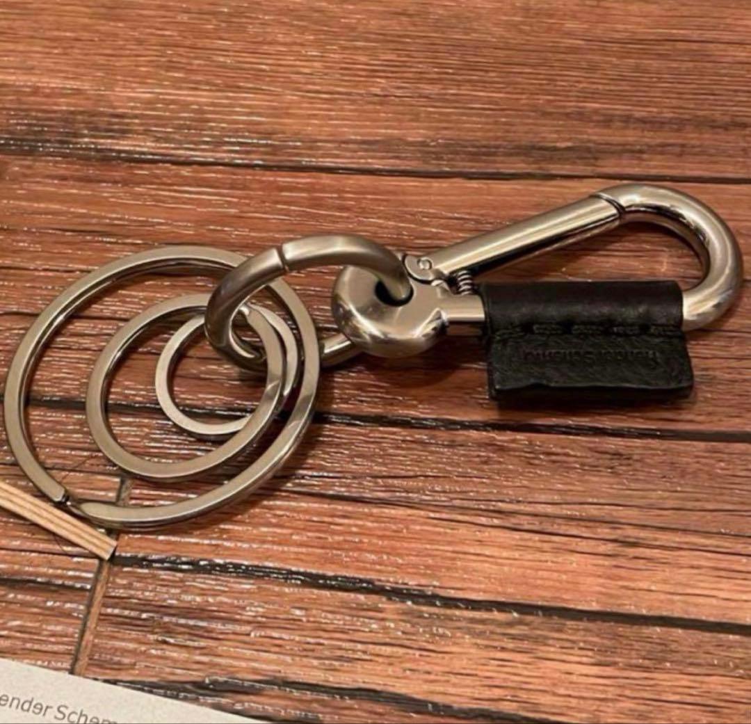 エンダースキーマ カラビナ ブラック　新品