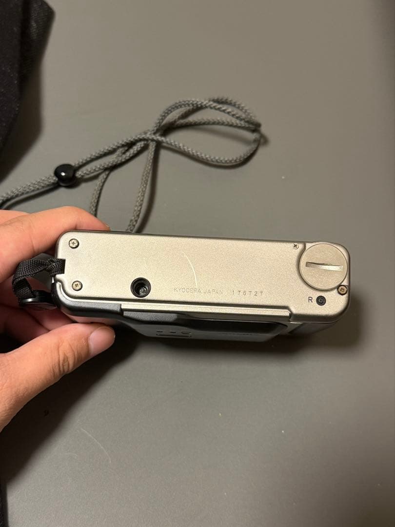 【美品】CONTAX T2 フィルムカメラ ケース付き 動作確認済み