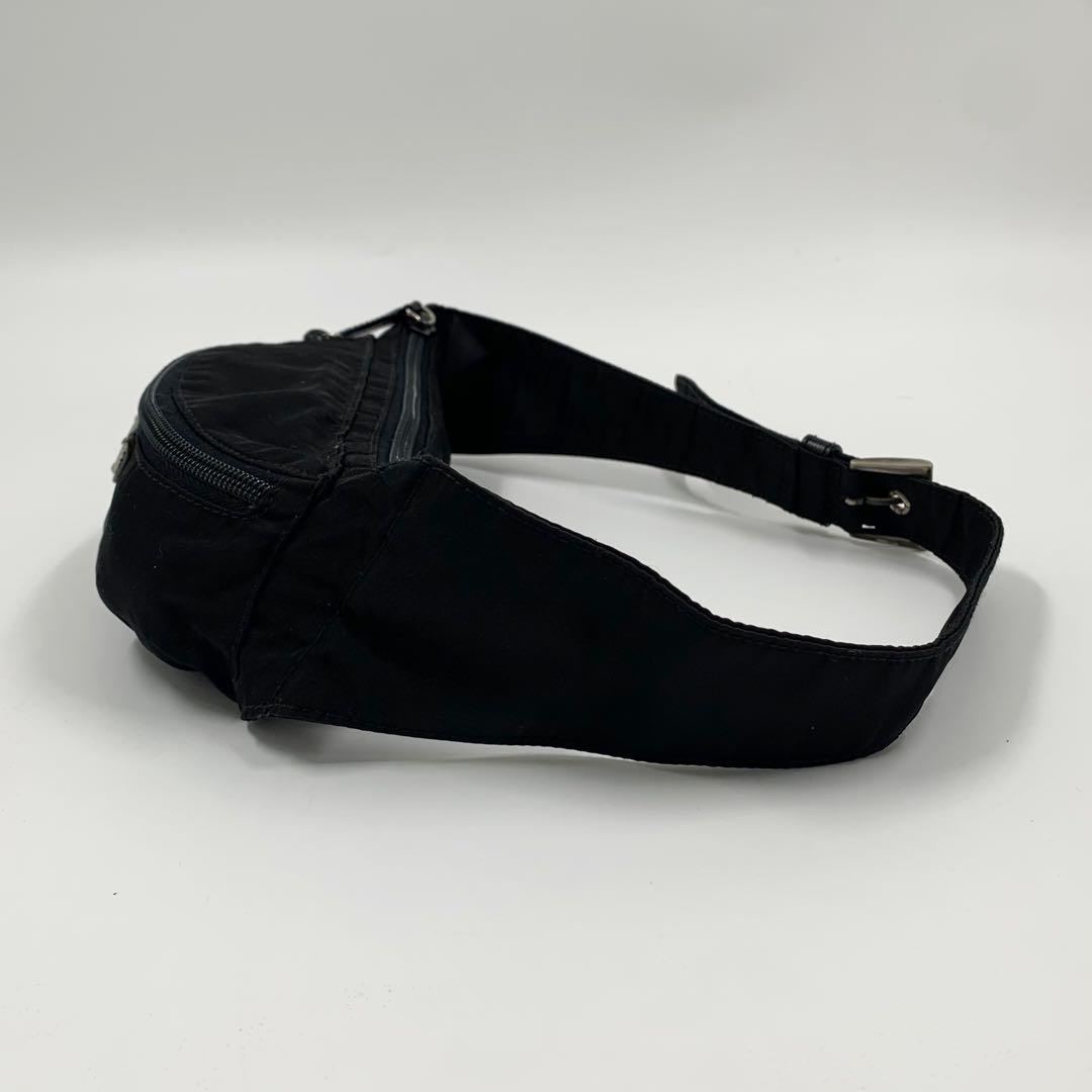 【✨美品✨】プラダ ウエストポーチ 三角ロゴ ナイロン ブラック 保存袋付き