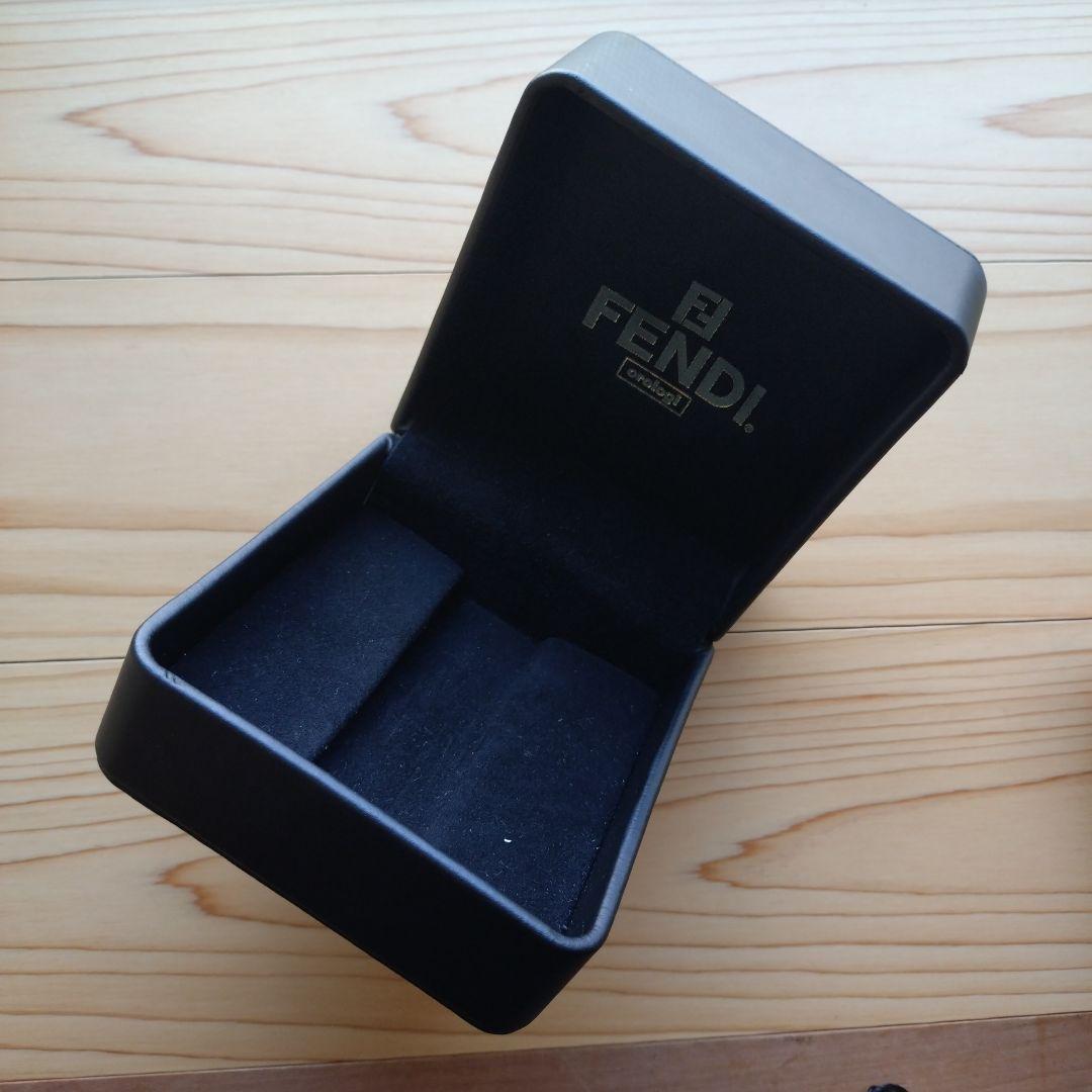 フェンディFENDI 腕時計 シルバー