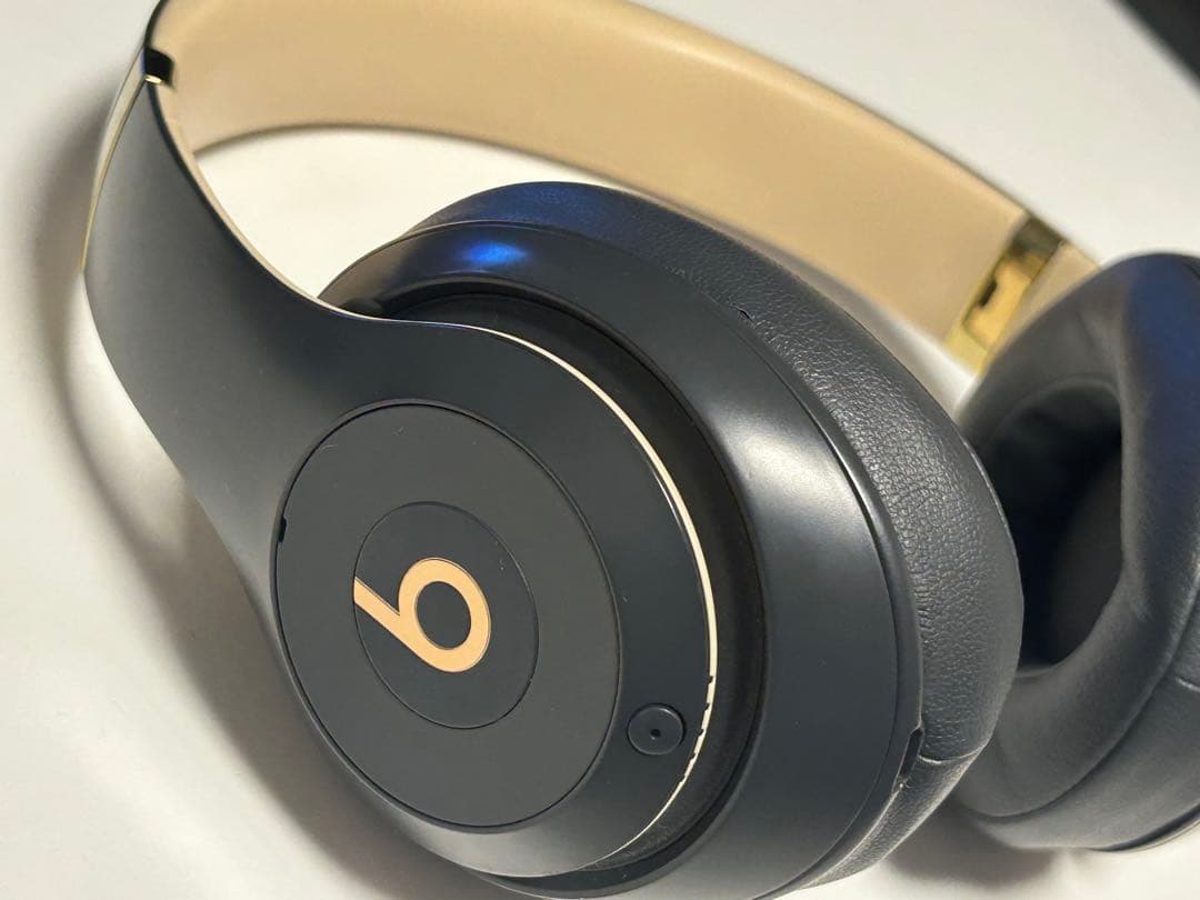 Beats Studio3 Wireless グレー ワイヤレスヘッドホン