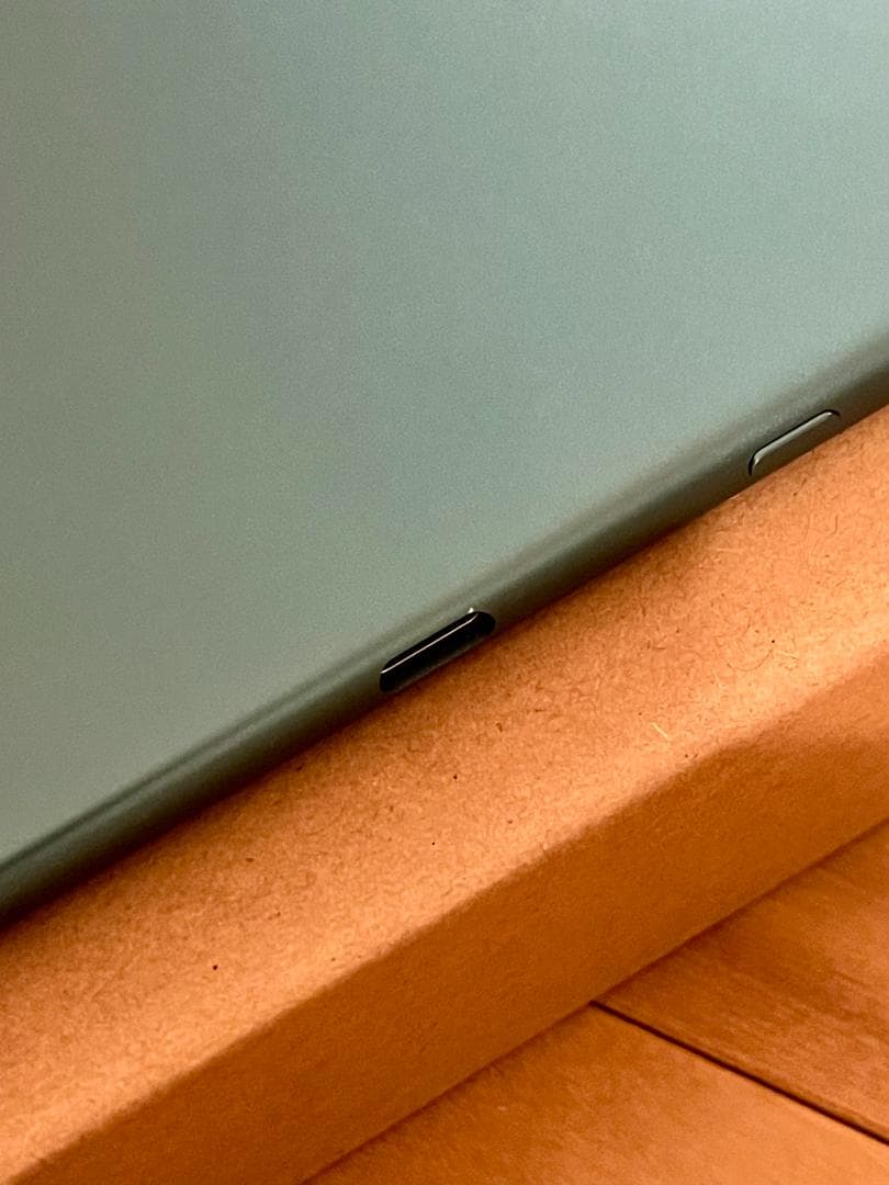 2024年Amazon Kindle Scribe 64GB プレミアムペン付き