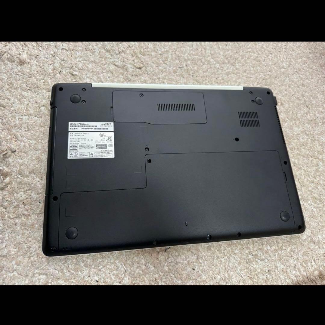 ノートパソコン PC 富士通 LIFEBOOK AH42/Y プレミアムホワイト