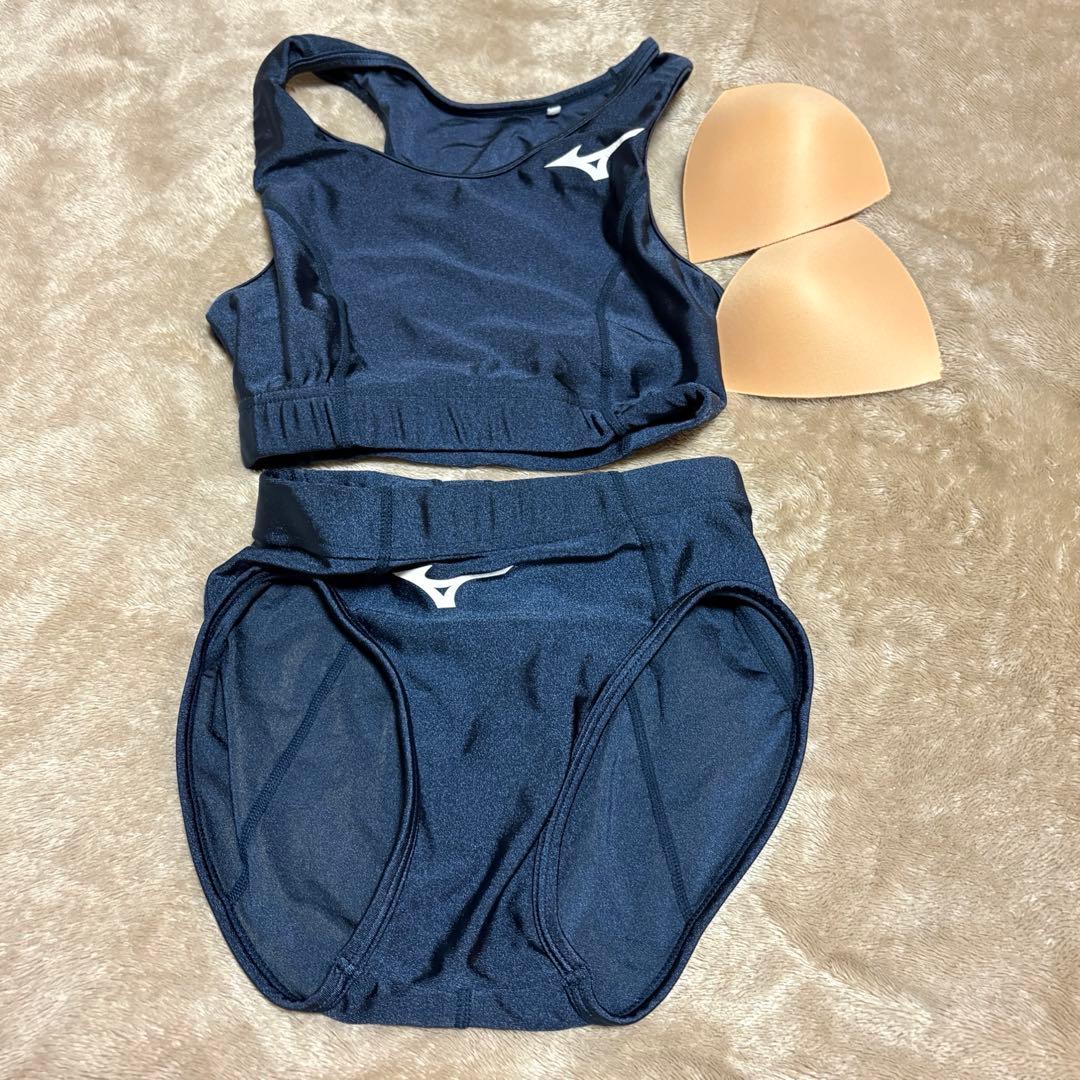 ミズノのレーシングトップと2wayレーシングショーツのセット