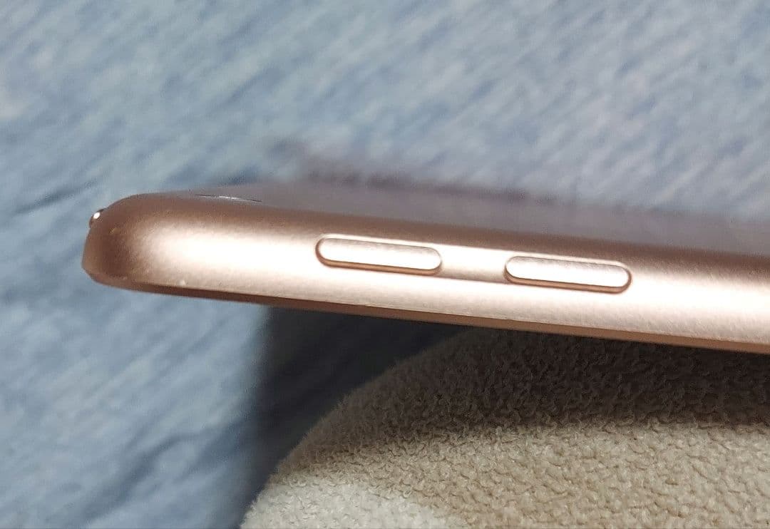 【美品】ipad 第六世代 Wi-Fiモデル 32GB