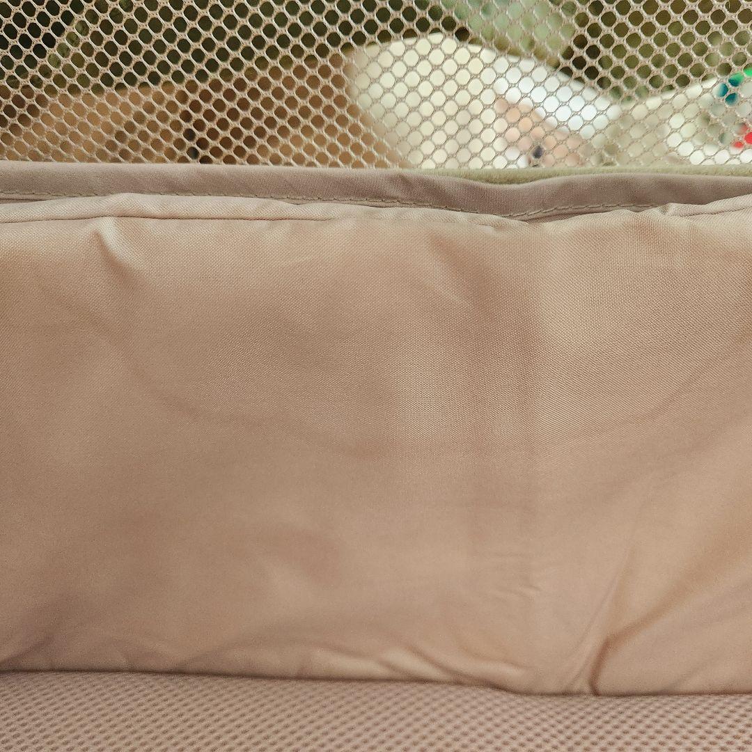 アップリカ ココネルエアー ベビーベット②