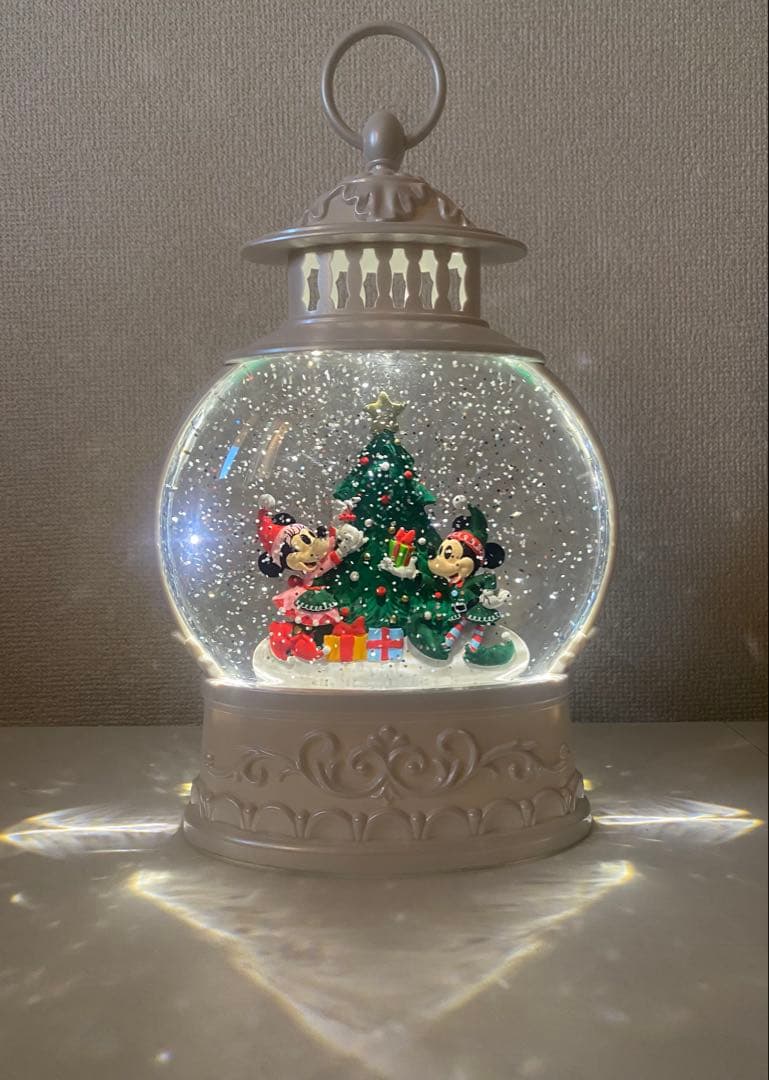 ディズニーストア ミッキー ミニー スノードーム クリスマス 2024