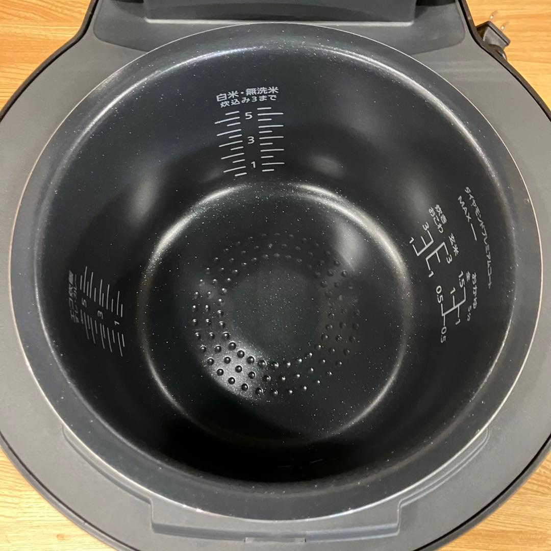 一都三県限定　配送設置無料　炊飯器　Panasonic Bistro 2023年