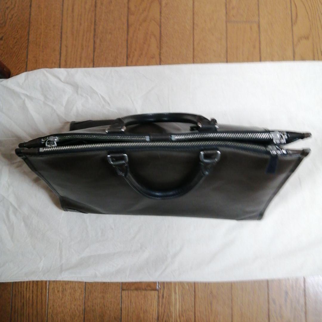 アニアリ aniary ビジネスバッグ 自立