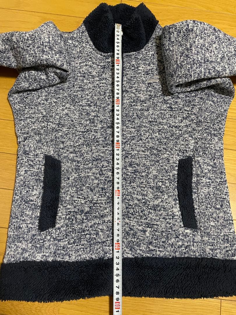 バボラ　アウター上下セット