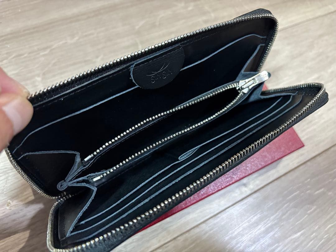 新進工房 キャビアスキンレザー　極小長財布 batard バタール 美品