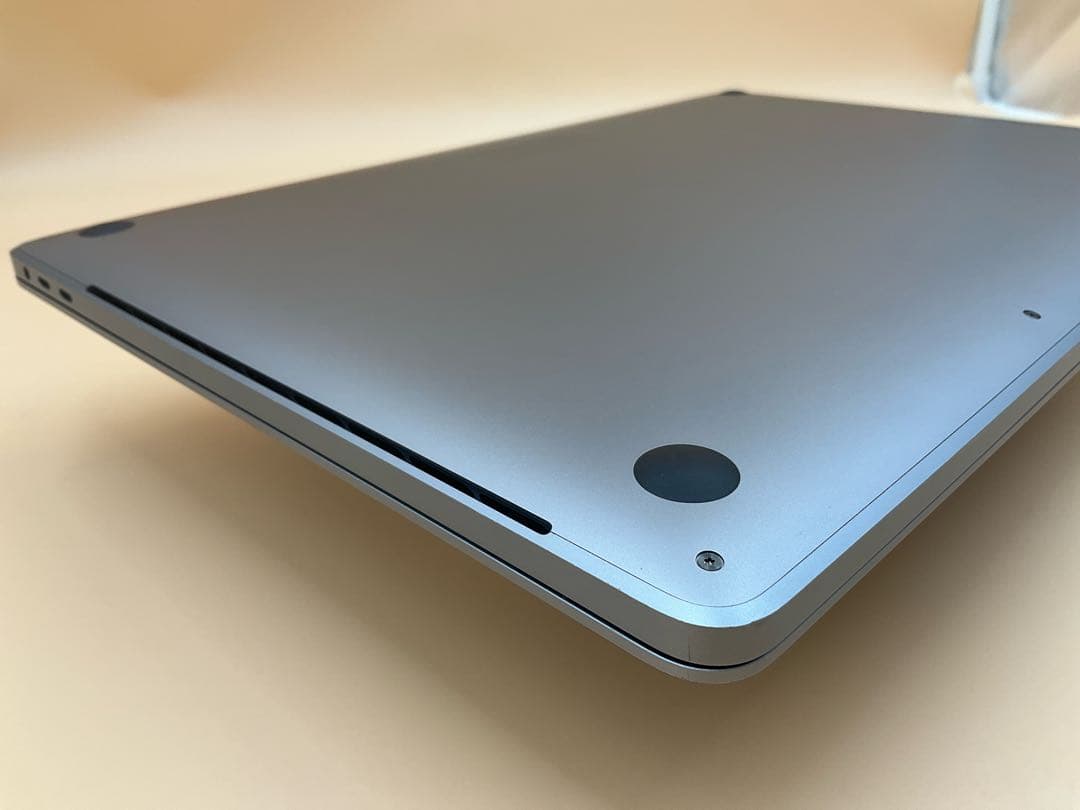 【美品】Macbook Pro 2019 16インチ i7 32GB 500GB