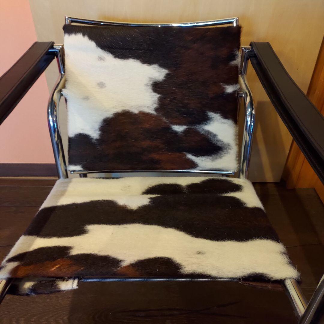 Le Corbusier ル・コルビュジエ モダンデザイン 椅子 牛革