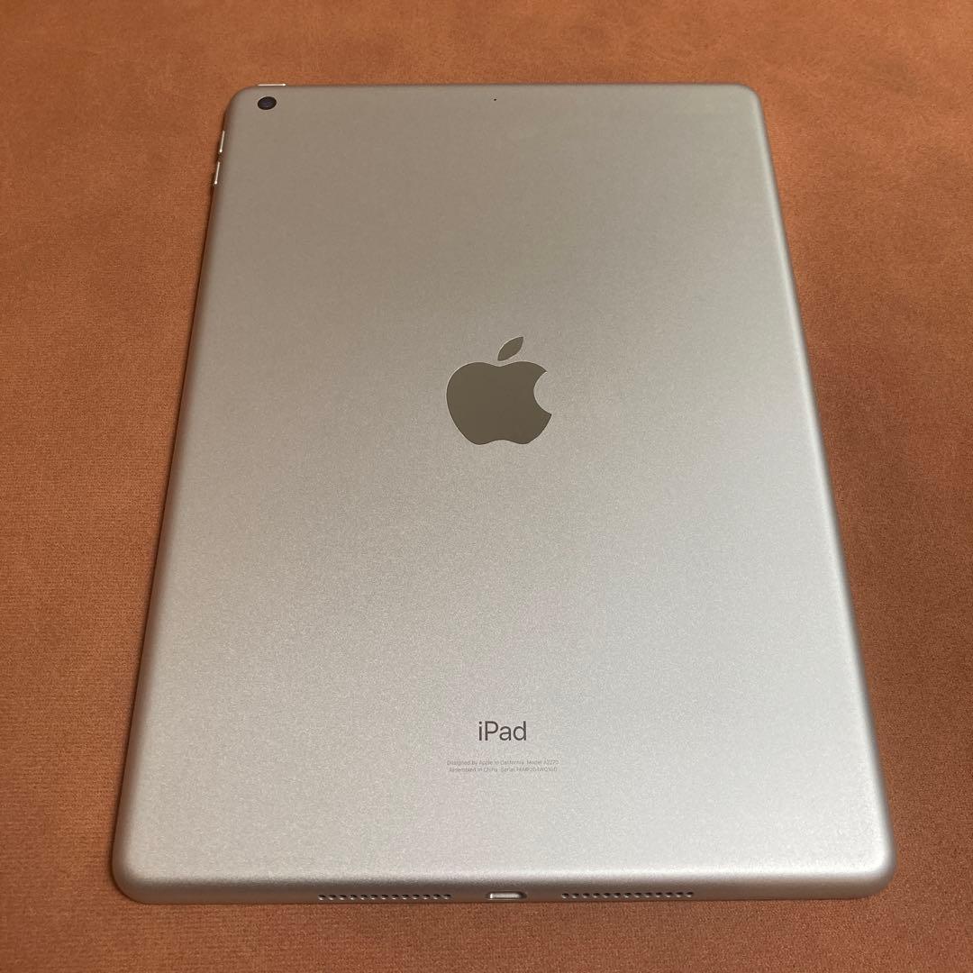 2641【早い者勝ち】美品☆電池ほぼ新品☆iPad8 第8世代 32GB☆