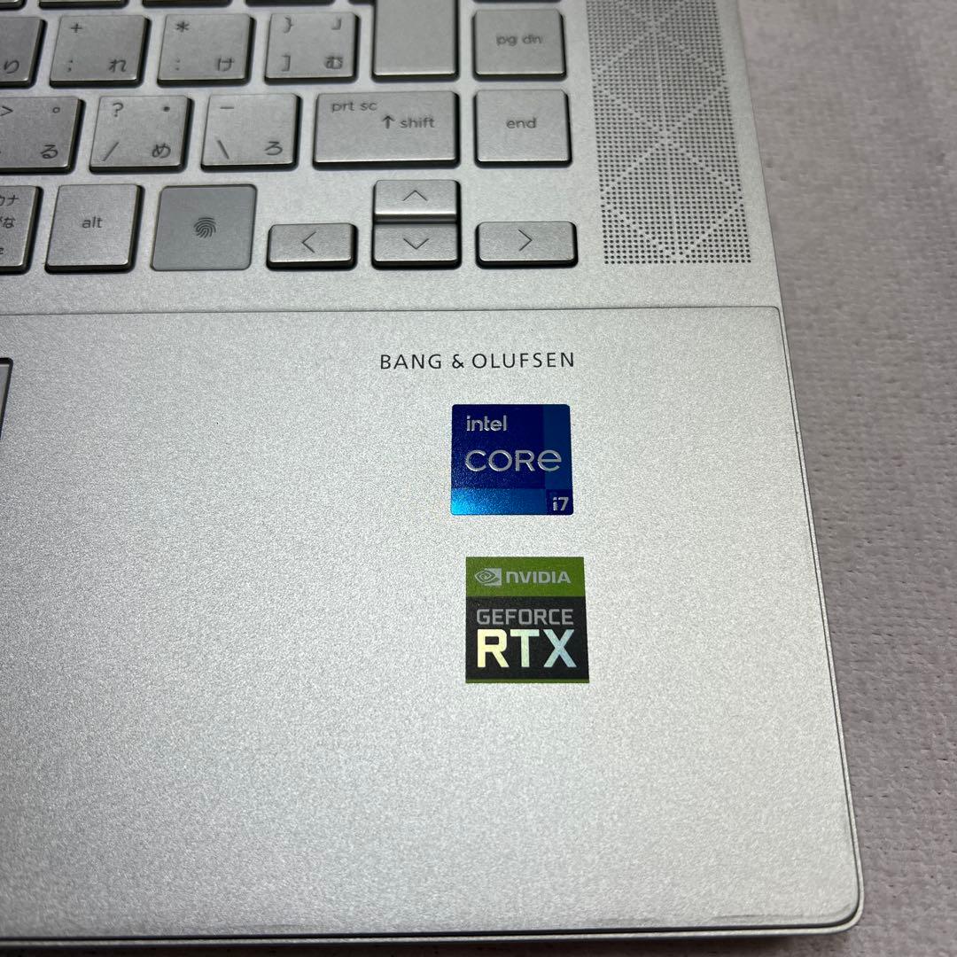 HP ENVY Laptop 15-ep1 ノートPC