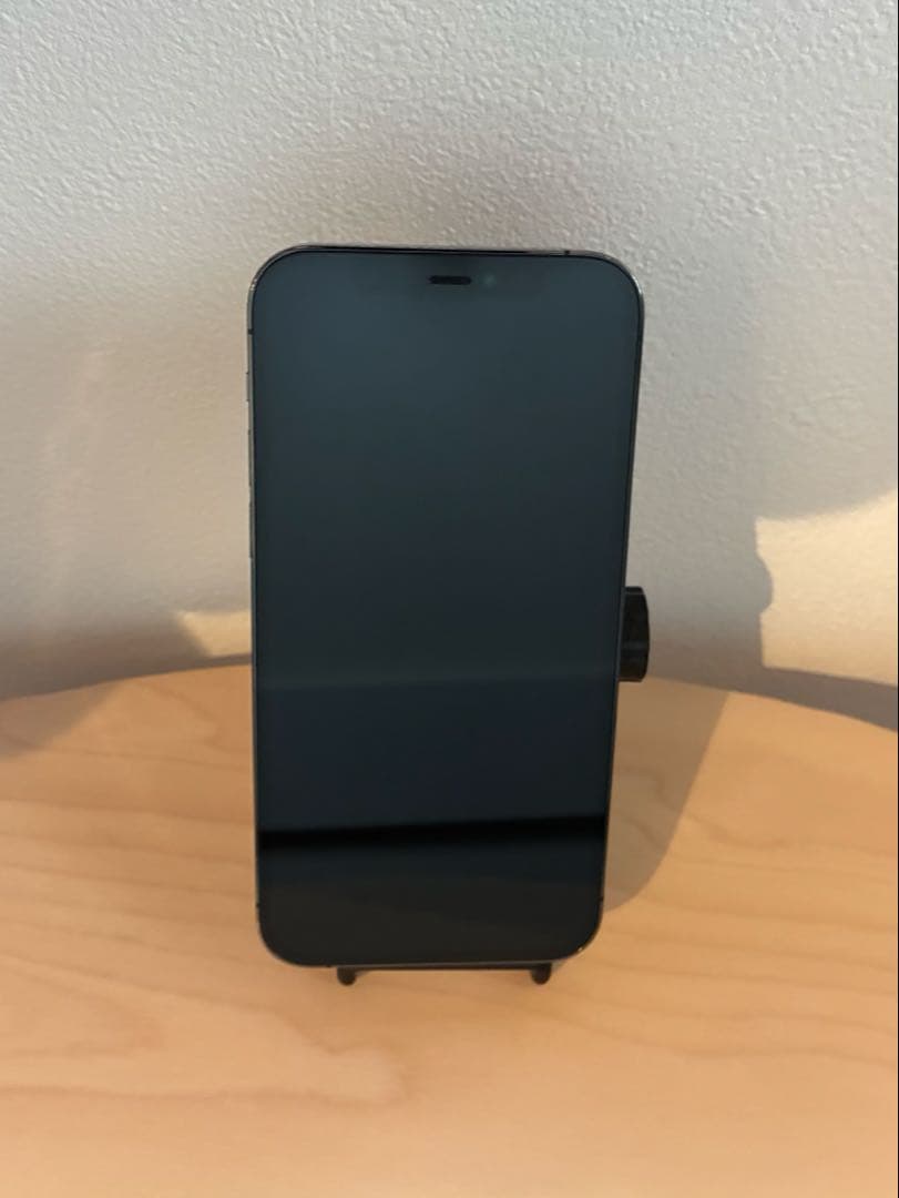 iPhone 12 Pro 256GB グラファイト ガラスフィルム ケース付き