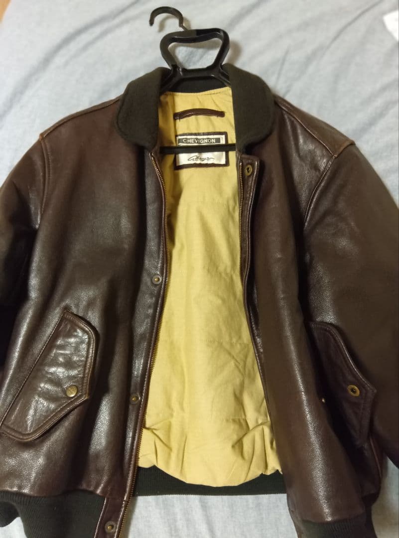 CHEVIGNON 革ジャン希少 シェビニオン　ボンバージャケット