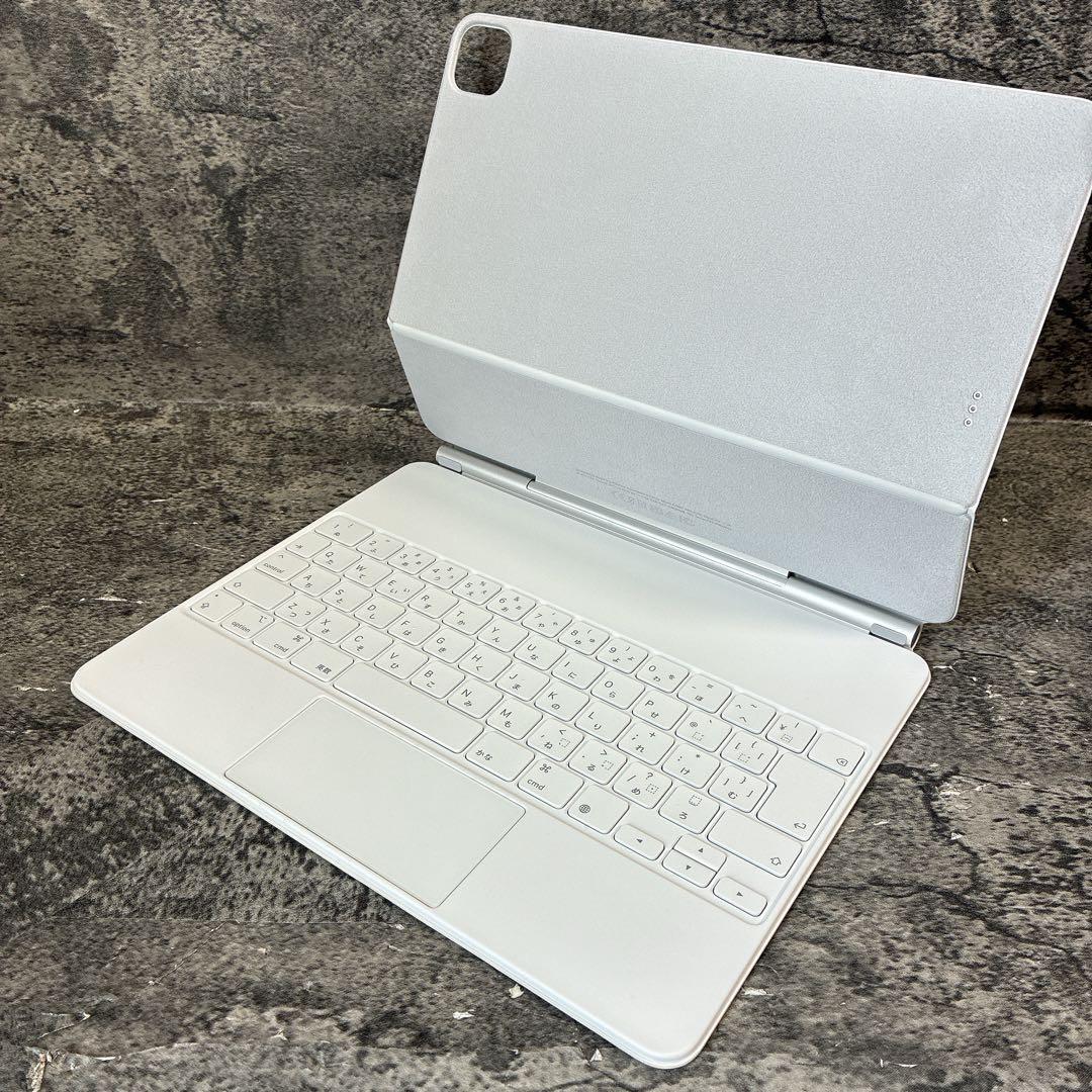 iPad マジックキーボード　アップル　MJQL3J/A A2480 美品