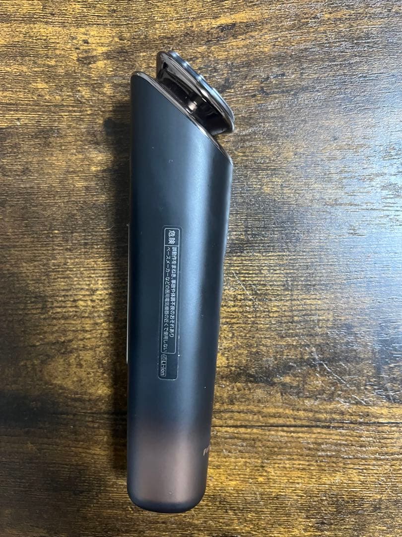 Panasonic バイタリフトEH-SR86 美顔器　小田切ヒロ氏　使用商品