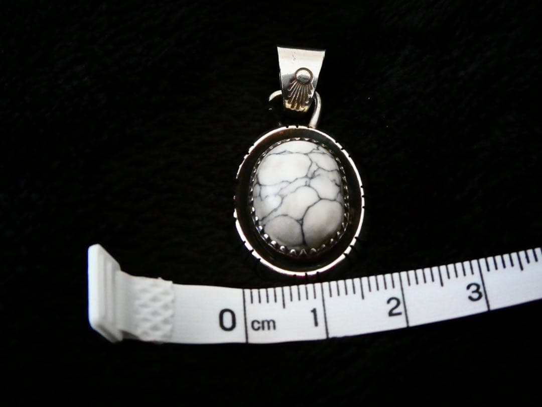 （ホ）✨美品✨ホワイトターコイズ （ホワイトバッファロー）シルバー ペンダント