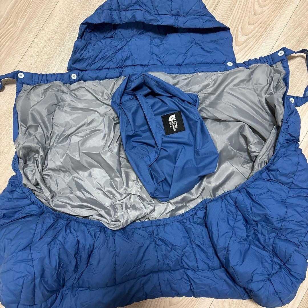 抱っこ紐ケープ　THE NORTH FACE フード付きキルティング